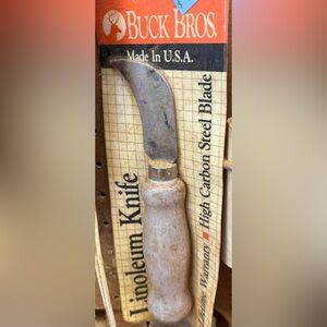 Buck Bros Linoleum Knife with Marbleized Tan Handle